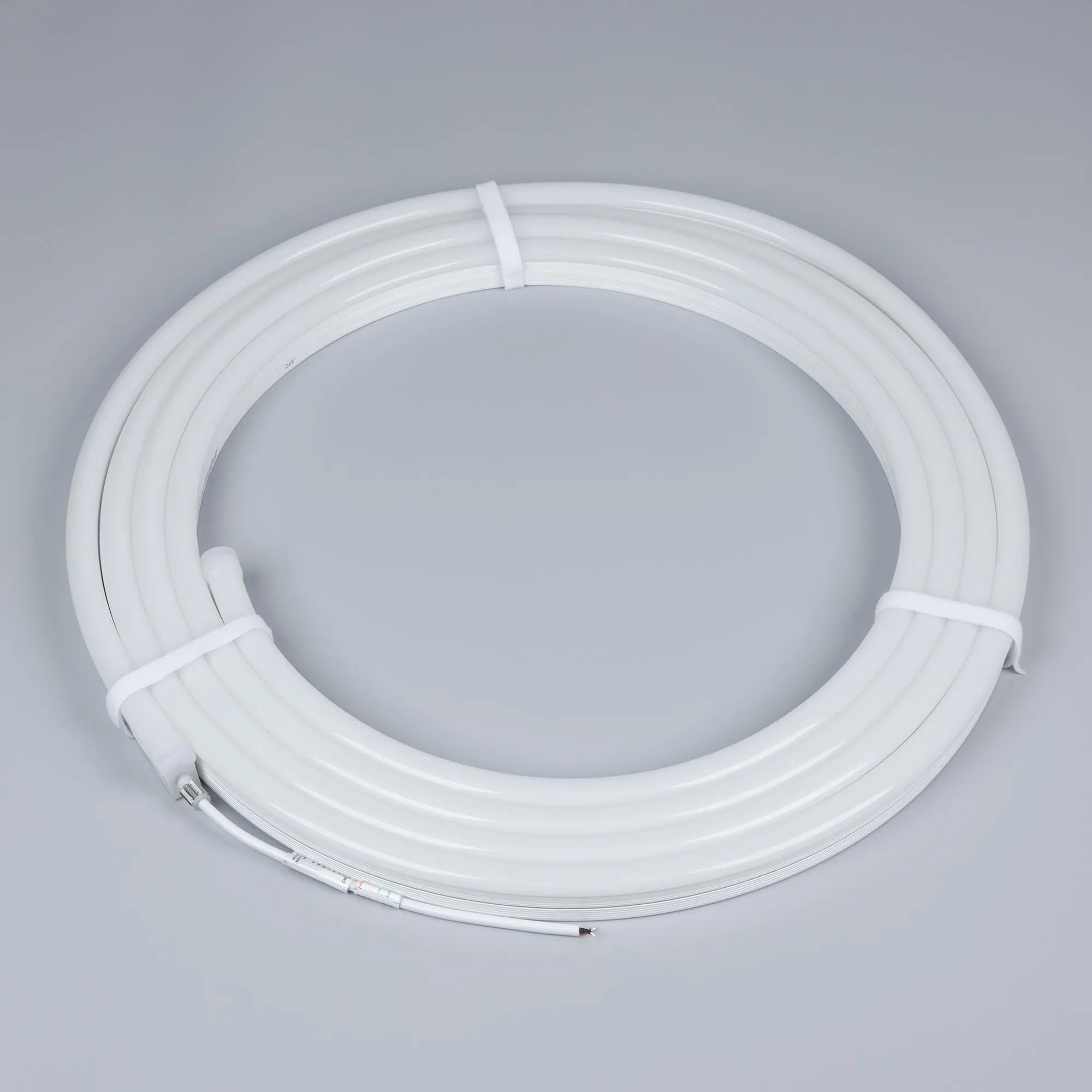 Лента герметичная HALO-SIDE-A160-15x25mm 24V Day4000 (10 W/m, IP67, 5m, wire x1) (Arlight, Вывод боковой, 3 года)